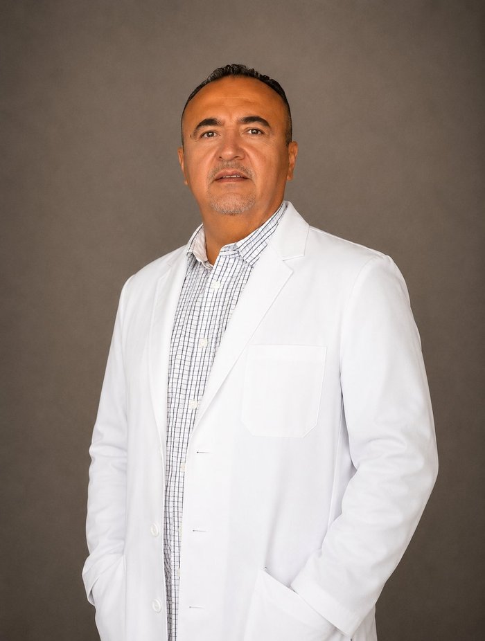 Dr. Santos Francisco Vargas Vargas